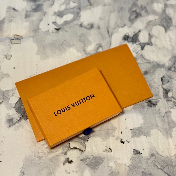 β¨ SOLD β¨Louis Vuitton Monogram Key Pouch πβ¨ - Picture 7 of 9